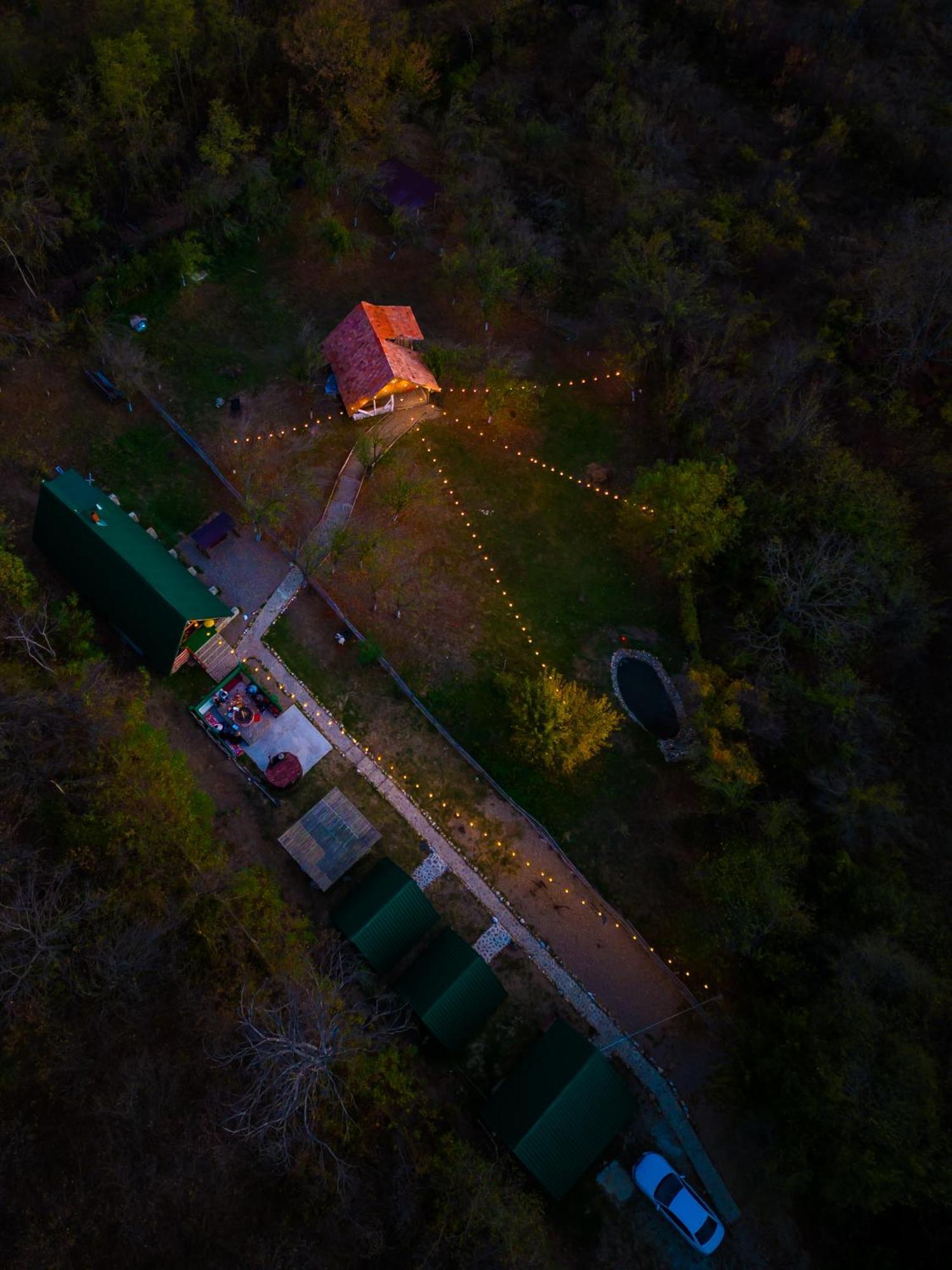 Villa Catunu' Lui Emil Carbunesti Exterior foto